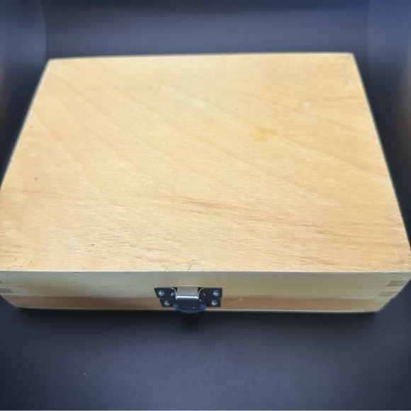 Ryobi Router 15 Bit Set in Wooden Case - Picture 7 of 10